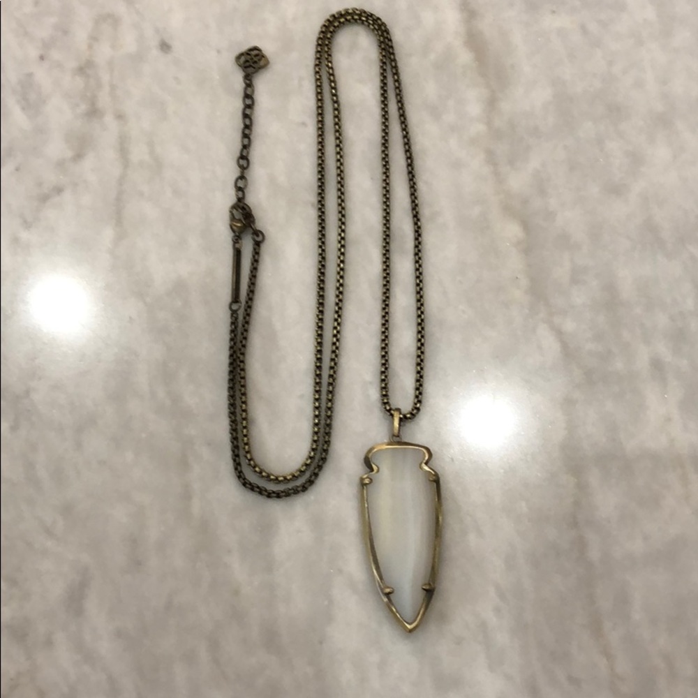 Kendra Scott Kimmy necklace, white agate